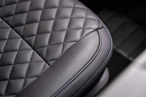 Volkswagen Transporter 2.0 T32 Diesel 204PS DSG 4MOTION Kombi SWB - N5943