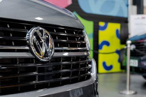 Volkswagen Transporter 2.0 T32 Diesel 204PS DSG 4MOTION Kombi SWB - N2960