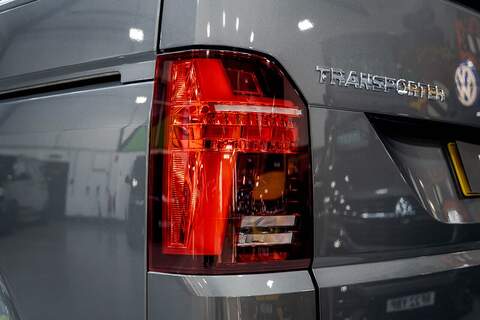 Volkswagen Transporter 2.0 T32 Diesel 204PS DSG 4MOTION Kombi SWB - N2960