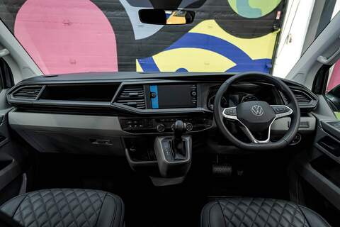 Volkswagen Transporter 2.0 T32 Diesel 204PS DSG 4MOTION Kombi SWB - N2960