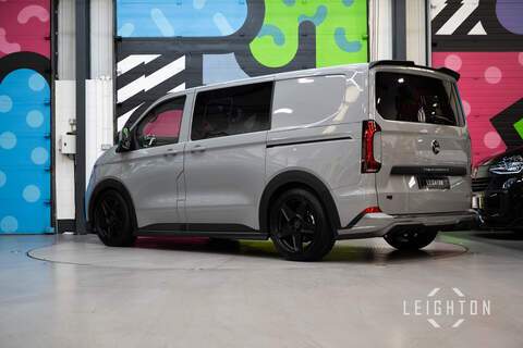 Volkswagen Transporter 2.0 T32 150ps Diesel 4M Auto Kombi SWB - N5965