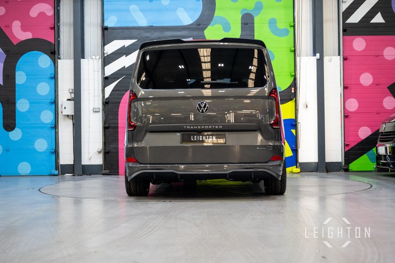 Volkswagen Transporter 2.0 T32 150ps Diesel 4M Auto SWB - N5969
