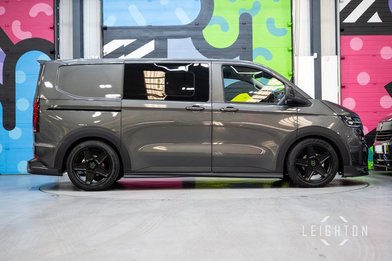 Volkswagen Transporter 2.0 T32 150ps Diesel 4M Auto SWB - N5969