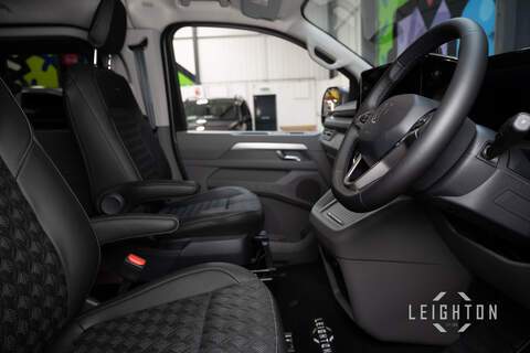 Volkswagen Transporter 2.0 T32 150ps Diesel 4M Auto SWB - N5969