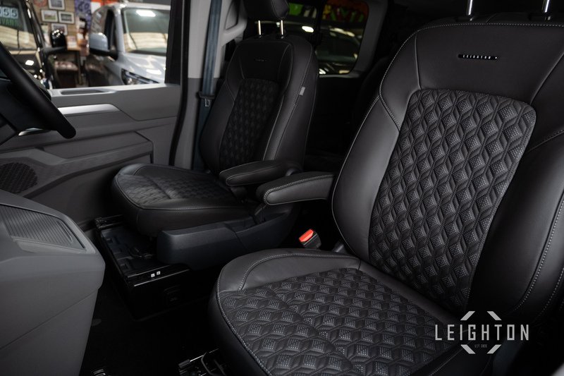 Volkswagen Transporter 2.0 T32 150ps Diesel 4M Auto SWB - N5969