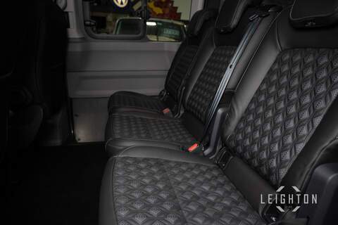 Volkswagen Transporter 2.0 T32 150ps Diesel 4M Auto SWB - N5969