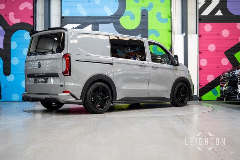 Volkswagen Transporter 2.0 T32 170ps Diesel Auto Kombi SWB - N5970