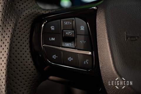 Ford Tourneo Custom 2.5 340 232ps Auto PHEV Tourneo L1 - N5971