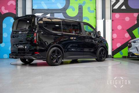 Ford Tourneo Custom 2.5 340 232ps Auto PHEV Tourneo L1 - N5974