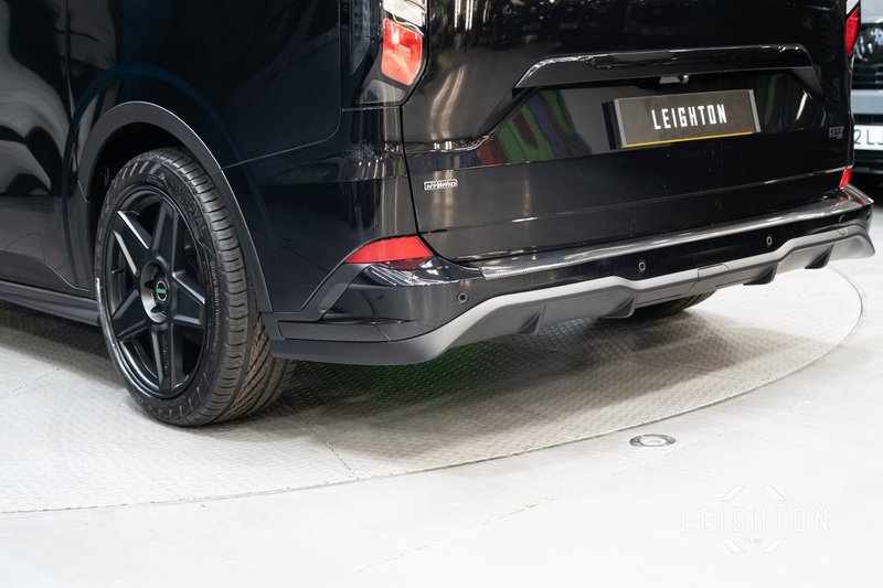 Ford Tourneo Custom 2.5 340 232ps Auto PHEV Tourneo L1 - N5974