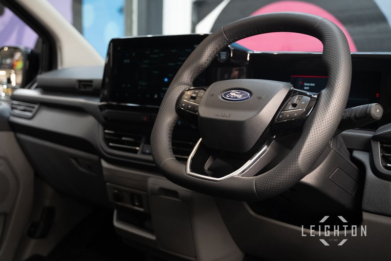 Ford Tourneo Custom 2.5 340 232ps Auto PHEV Tourneo L1 - N5974