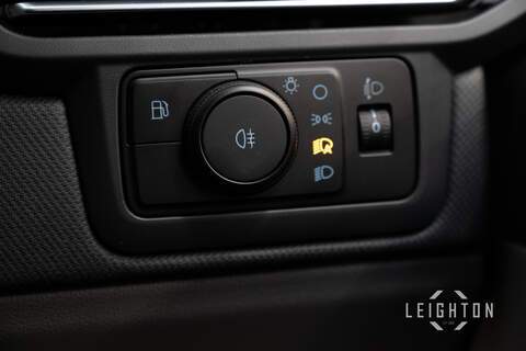 Ford Tourneo Custom 2.5 340 232ps Auto PHEV Tourneo L1 - N5974