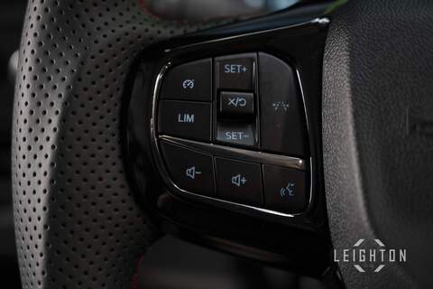 Ford Transit Custom 2.5 320 232ps Auto PHEV Double Cab L2 - N5977