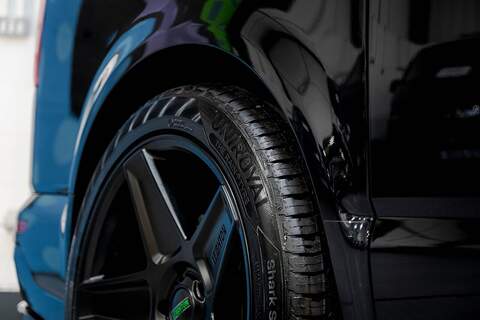 Volkswagen Transporter T6.1 T32 SWB 2.0BiTDI 204PS DSG 4MOTION Kombi LV-R  Pack Deep Black Pearl - N5986