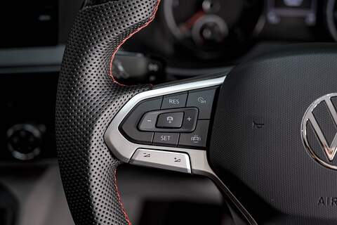 Volkswagen Transporter T6.1 T32 SWB 2.0BiTDI 204PS DSG 4MOTION Kombi LV-R  Pack Deep Black Pearl - N5986