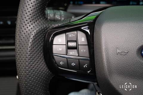 Ford Tourneo Custom 2.5 340 232PS PHEV Auto Tourneo Luxe L2 - N5987