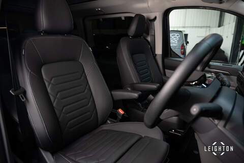 Ford Tourneo Custom 2.5 340 232PS PHEV Auto Tourneo Luxe L2 - N5988
