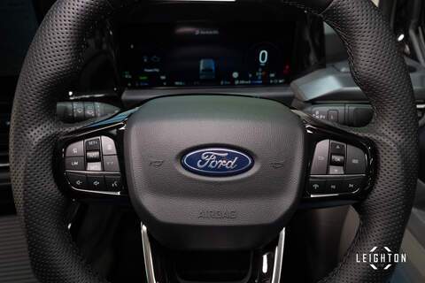Ford Tourneo Custom 2.5 340 232PS PHEV Auto Tourneo Luxe L2 - N5988