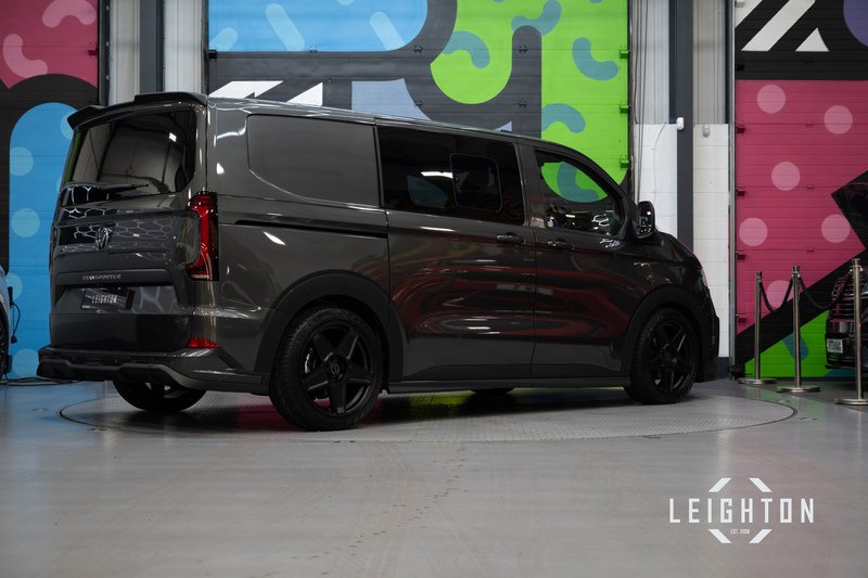 Volkswagen Transporter 2.0 T32 170ps Auto Diesel Kombi SWB - N5989