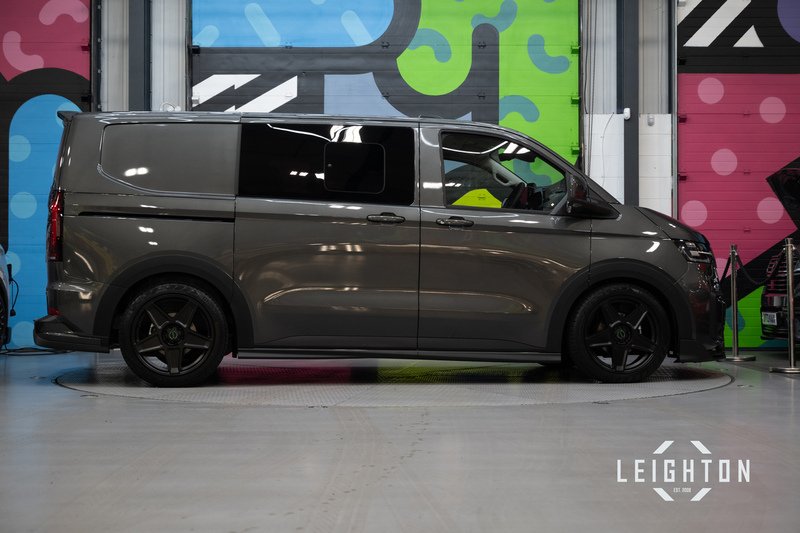Volkswagen Transporter 2.0 T32 170ps Auto Diesel Kombi SWB - N5989
