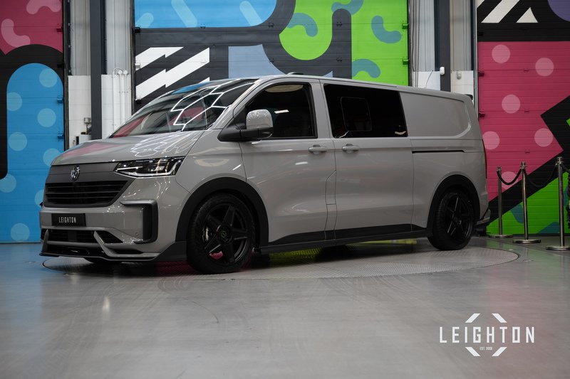 Volkswagen Transporter 2.0 T32 150ps 4M Auto Diesel Kombi LWB - N5992