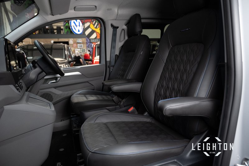 Volkswagen Transporter 2.0 T32 150ps 4M Auto Diesel Kombi LWB - N5992