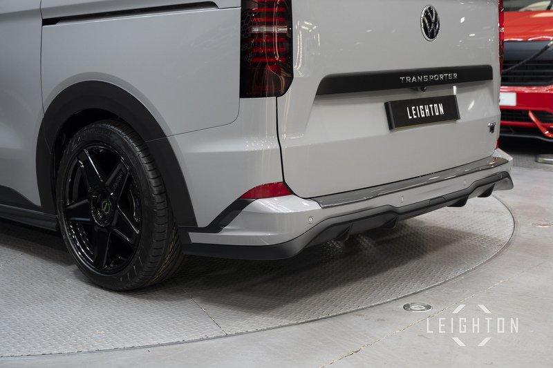 Volkswagen Transporter 2.0 T32 150ps 4M Auto Diesel Kombi SWB - N60000