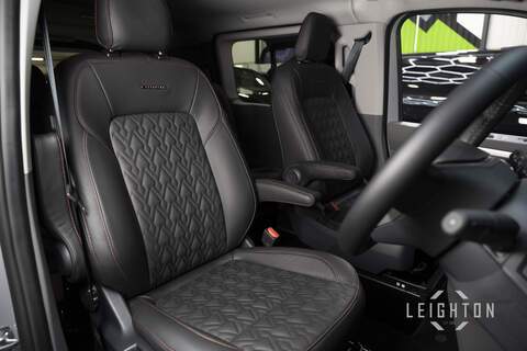 Volkswagen Transporter 2.0 T32 150ps 4M Auto Diesel Kombi SWB - N60000