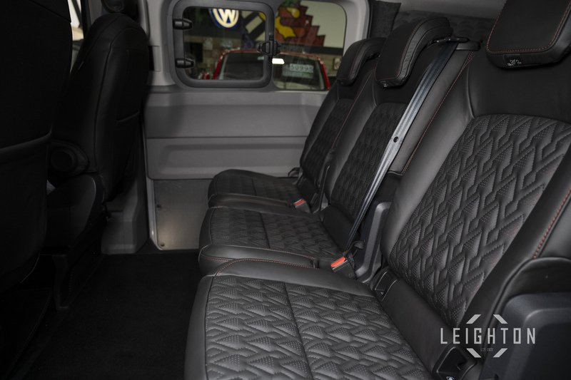 Volkswagen Transporter 2.0 T32 150ps 4M Auto Diesel Kombi SWB - N60000