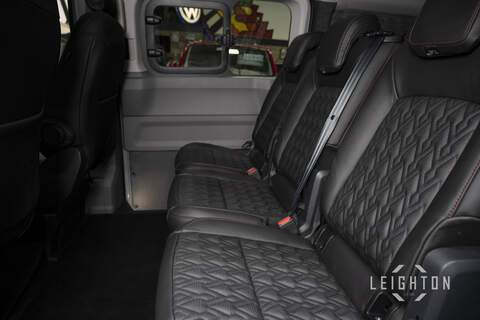 Volkswagen Transporter 2.0 T32 150ps 4M Auto Diesel Kombi SWB - N60000