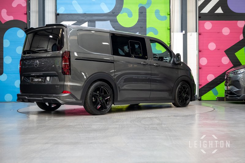 Volkswagen Transporter 2.0 T32 150ps 4M Auto Diesel SWB - N60031