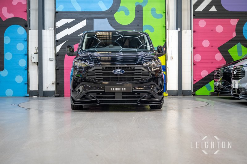 Ford Transit Custom 2.5 320 232ps Auto PHEV Panel Van L2 - N5719