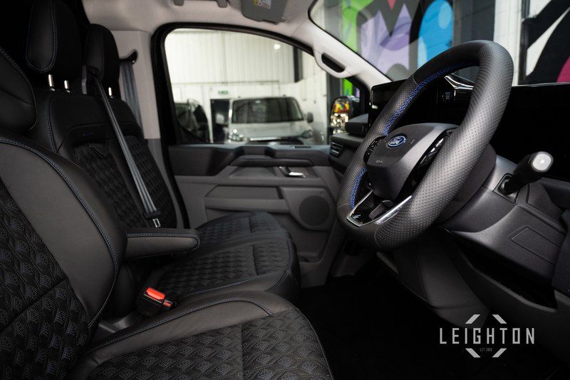 Ford Transit Custom 2.5 320 232ps Auto PHEV Panel Van L2 - N5719