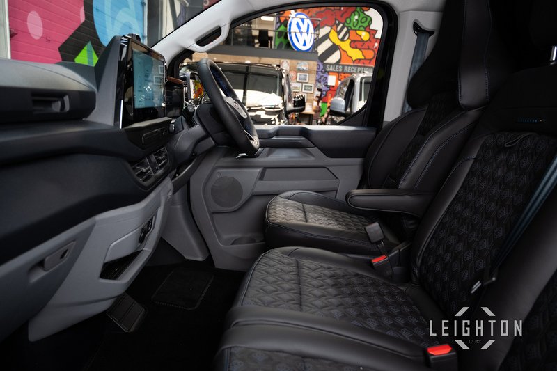 Ford Transit Custom 2.5 320 232ps Auto PHEV Panel Van L2 - N5719