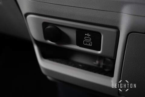 Ford Transit Custom 2.5 320 232ps Auto PHEV Panel Van L2 - N5719