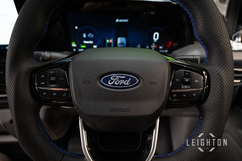 Ford Transit Custom 2.5 320 232ps Auto PHEV Panel Van L2 - N5719
