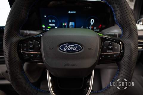 Ford Transit Custom 2.5 320 232ps Auto PHEV Panel Van L2 - N5719