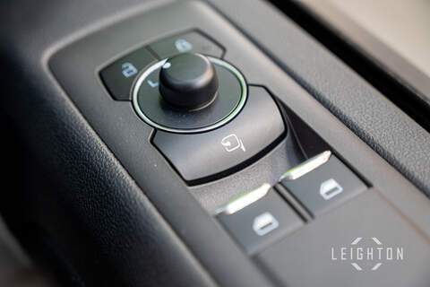 Ford Transit Custom 2.5 320 232ps Auto PHEV Panel Van L2 - N5719