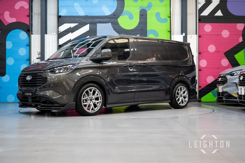 Ford Transit Custom 2.5 320 232ps Auto PHEV panel Van L1 - N5633