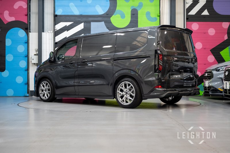 Ford Transit Custom 2.5 320 232ps Auto PHEV panel Van L1 - N5633