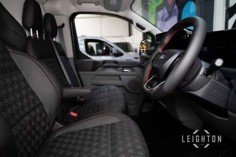 Ford Transit Custom 2.5 320 232ps Auto PHEV panel Van L1 - N5633