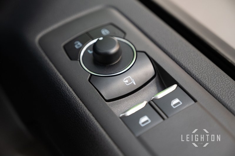 Ford Transit Custom 2.5 320 232ps Auto PHEV panel Van L1 - N5633