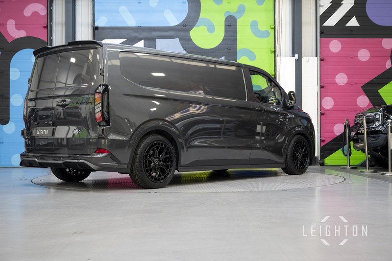 Ford Transit Custom 2.5 320 232ps Auto PHEV Panel Van L2 - N5716
