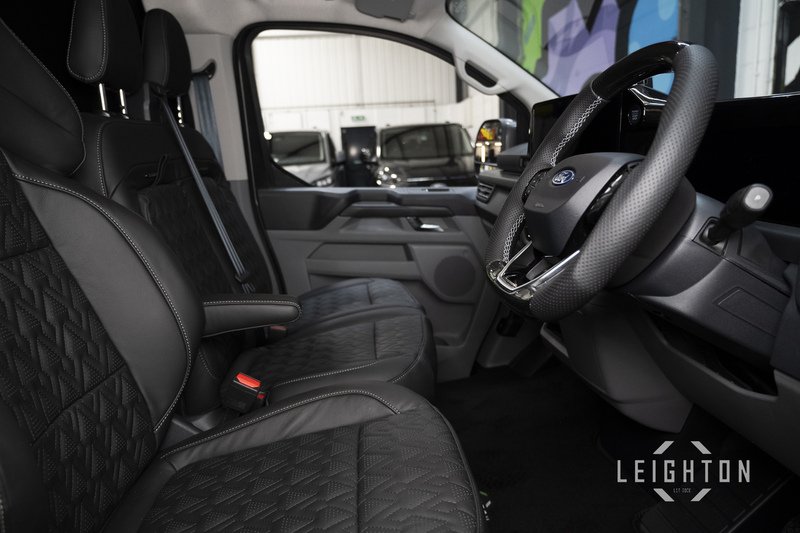 Ford Transit Custom 2.5 320 232ps Auto PHEV Panel Van L2 - N5716
