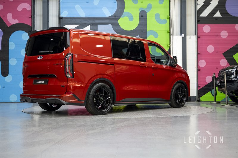 Ford Transit Custom 2.5 320 232ps Auto PHEV Double Cab L1 - N5706