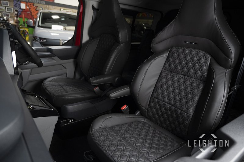 Ford Transit Custom 2.5 320 232ps Auto PHEV Double Cab L1 - N5706