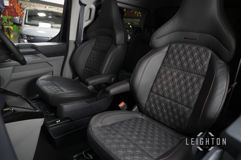 Ford Transit Custom 2.5 320 232ps Auto PHEV Double Cab L1 - N5389
