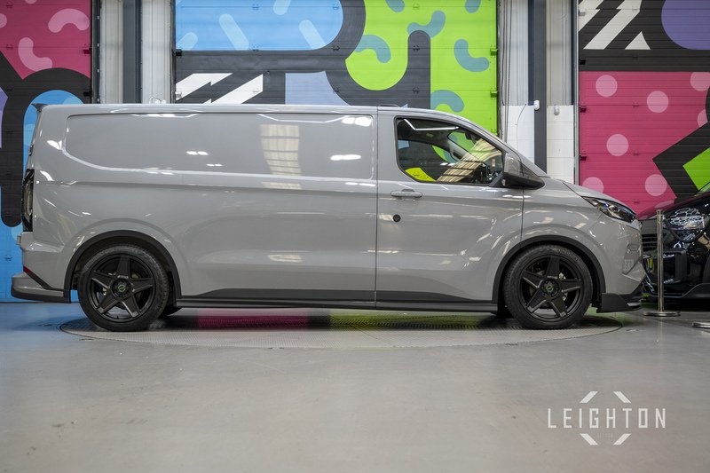 Ford Transit Custom 2.5 320 232ps PHEV Auto Panel Van L2 - N5722