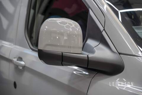 Ford Transit Custom 2.5 320 232ps PHEV Auto Panel Van L2 - N5722