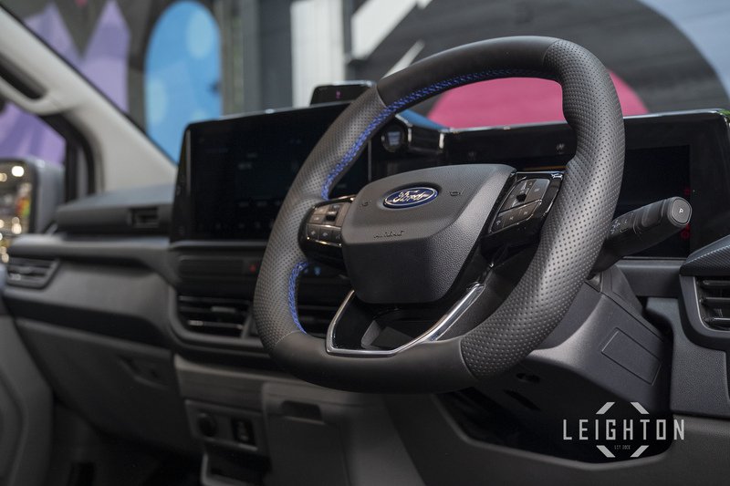 Ford Transit Custom 2.5 320 232ps PHEV Auto Panel Van L2 - N5722